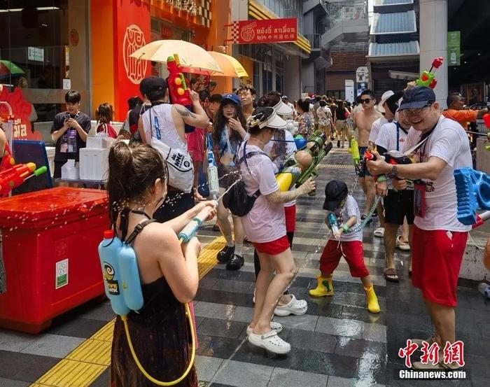 暑期来临，赴境外旅游观光请注意→