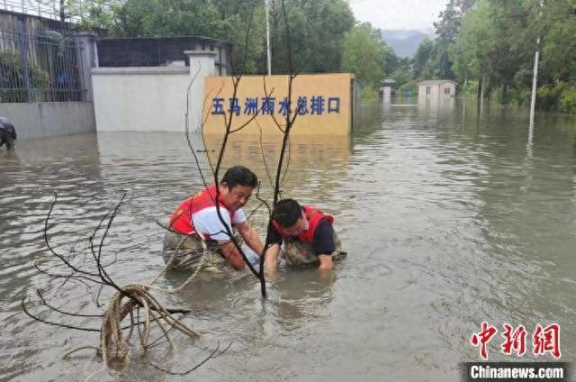 再发暴雨红色预警 杭州建德全力防汛抢险