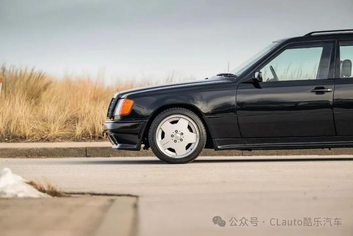 1988年的奔驰300 TE 6.0 AMG，风光无限全球独一辆 | 酷乐汽车