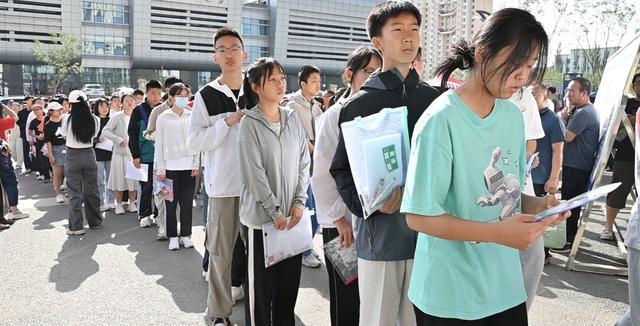 内蒙古各盟市中考陆续开启