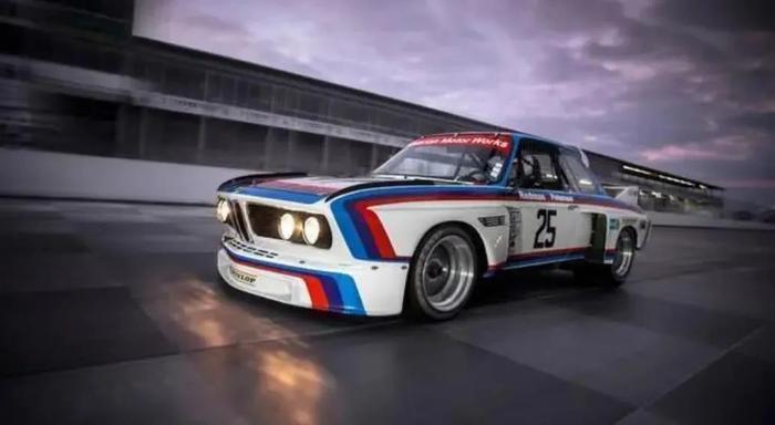 辞工作买锈穿的宝马E9 CSL，实现梦想去了SEMA