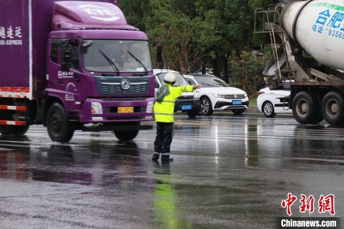 长江干流水位持续上涨  安徽继续发布暴雨橙色预警