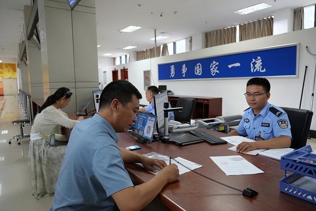 郑州：8项公安交管便民措施逐步落实