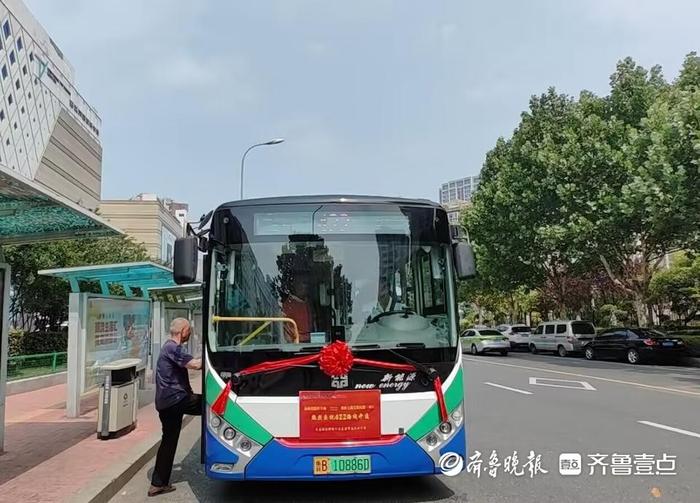 青岛新开422路公交线并调整462路微循环公交