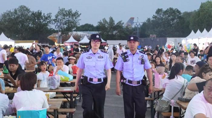 顺义警方全力做好北京国际啤酒文化广场活动秩序维护工作