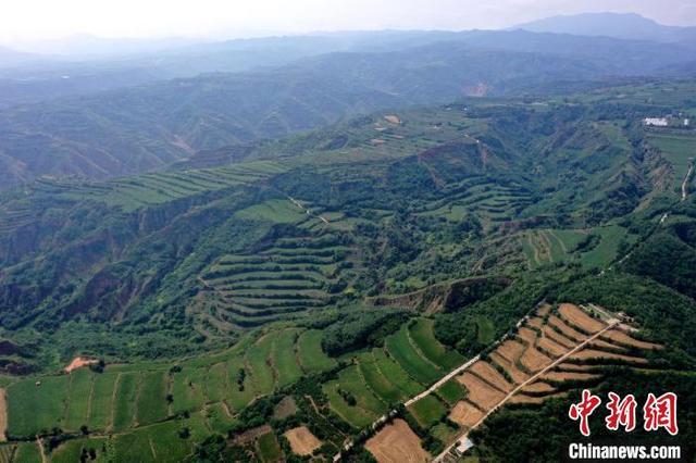 河南三门峡：三道塬上风光旖旎