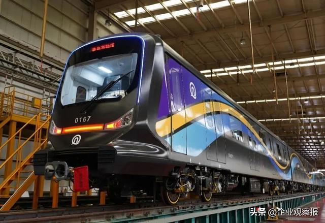 中国建材总院赋能全球首列商用碳纤维地铁列车
