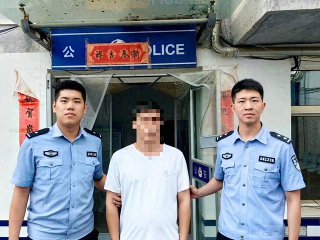 行拘完刑拘！内蒙古一男子扒窗看人隐私，警方发现这人还有事儿