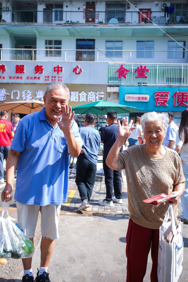 办“食”事！益胜兴社区食堂万斤蔬菜免费送市民