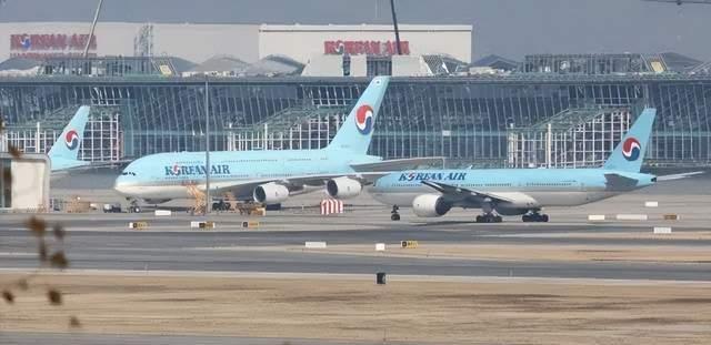 韩国突发：空姐行李内发现实弹