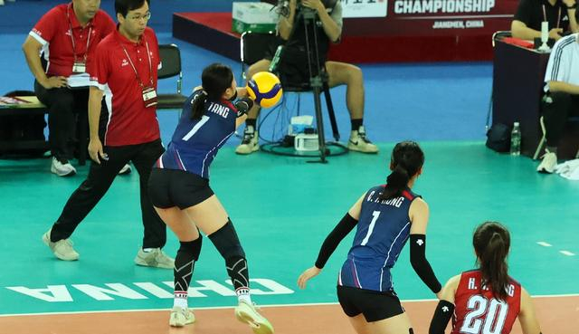 一传串联需提高!U20女排小组头名晋级,中国香港憾负,八强出炉-2021女排联赛日本对意大利