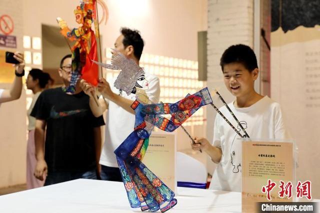 全国皮影展示展演大赛在陕西渭南举行
