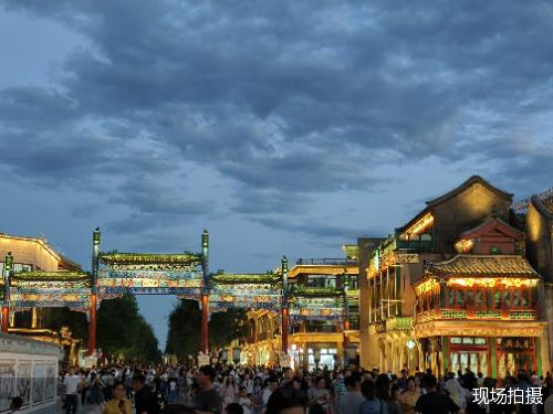 日均从1600元降至800元，暑期北京导游市场回归理性
