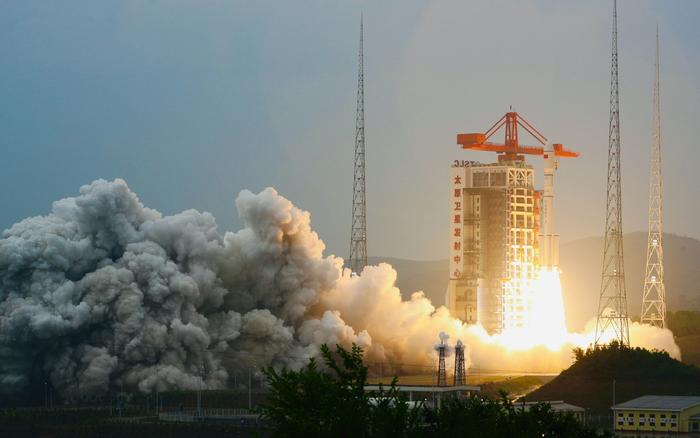 中国成功发射天绘五号02组卫星
