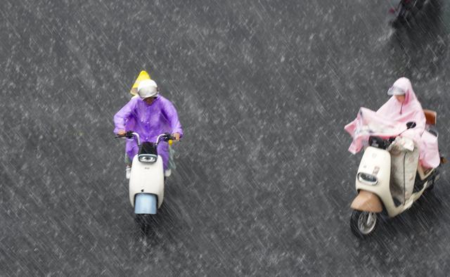图集 | 7月5日，郑州迎来强降雨