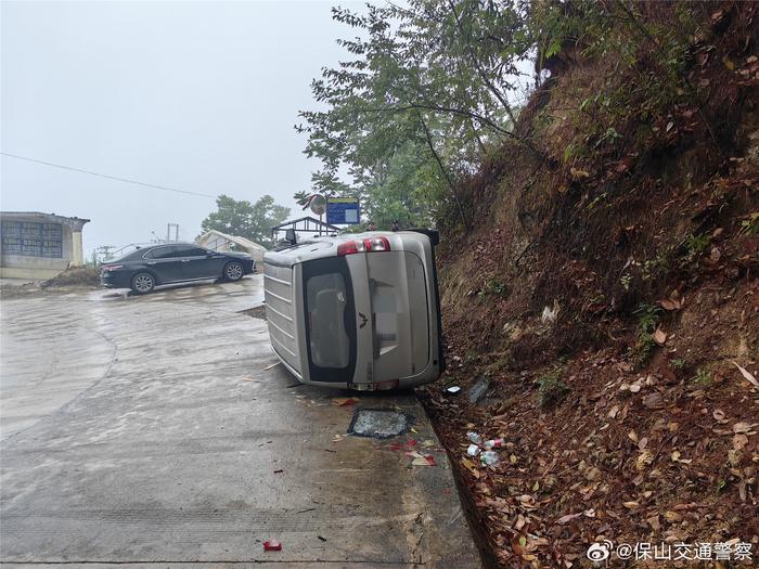 雨季来临，安全带可不能“卸带”！