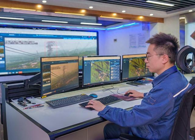 深圳全面建成超大城市数字电网，发布国内首部白皮书