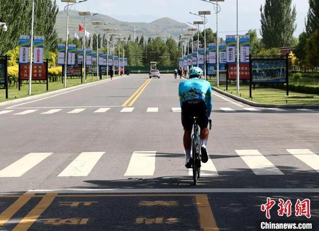 2024第二十三届环青海湖国际公路自行车赛各车队全力备战