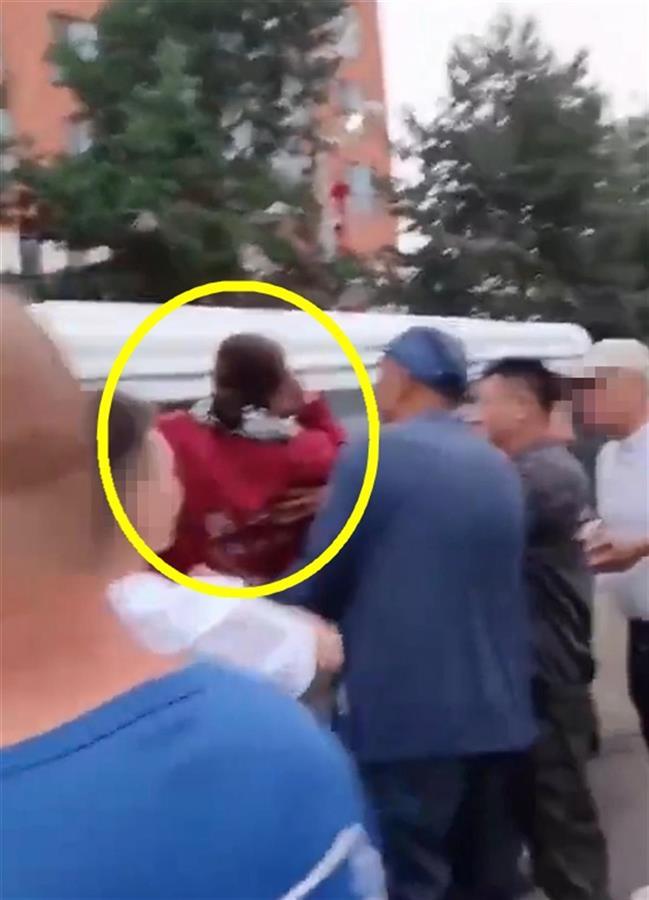 媒体：黑龙江铁力市一面包车被风电机叶片刺穿，车上载有7人