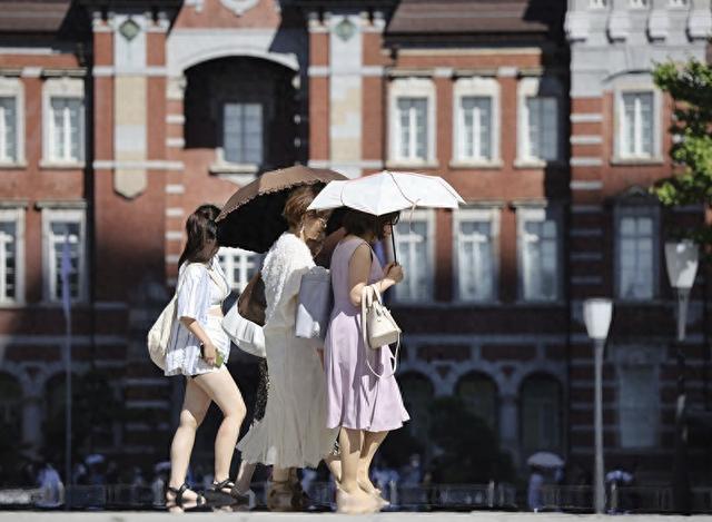 日本今年高温首次冲上40°C：26都县发中暑警报 已有数人或中暑死亡