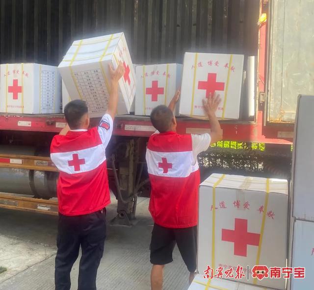 广西一批救灾物资紧急调运，支持湖南华容救灾工作