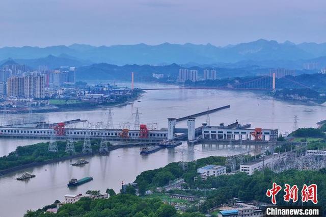 长江湖北宜昌段航运有序