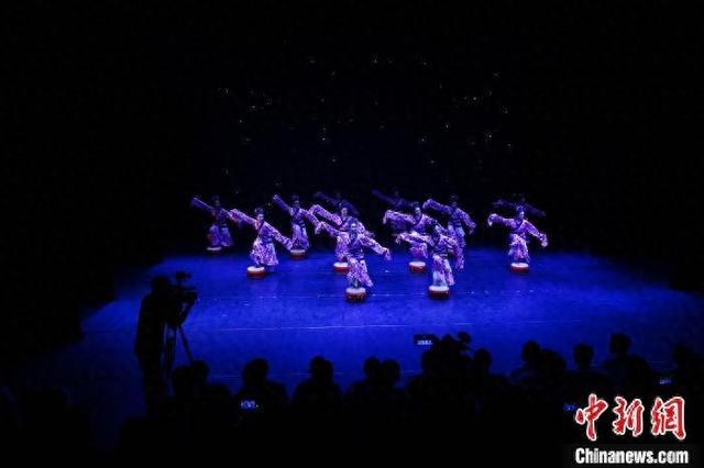 北京舞蹈学院与15家院团签署协议 《相和歌》等70部精品将登更多舞台
