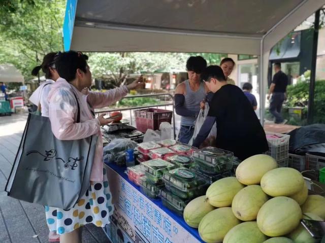 味蕾与环保并重，上海长宁黄金城道这个清凉市集很有“料”