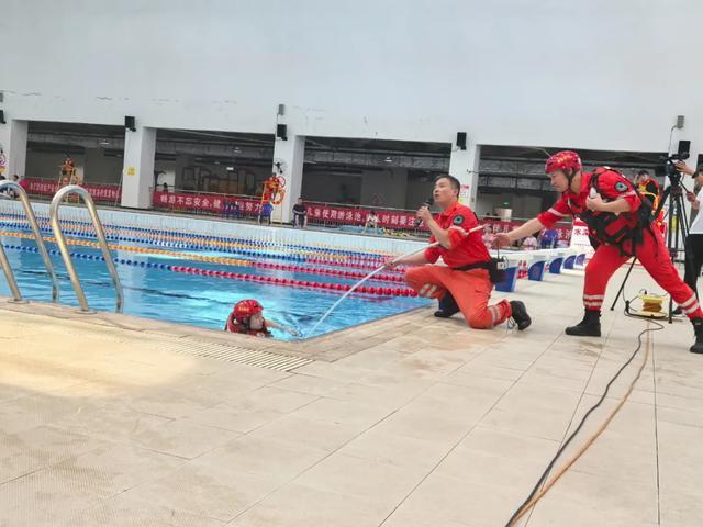 邯郸魏县教育体育局举行防溺水安全演练活动