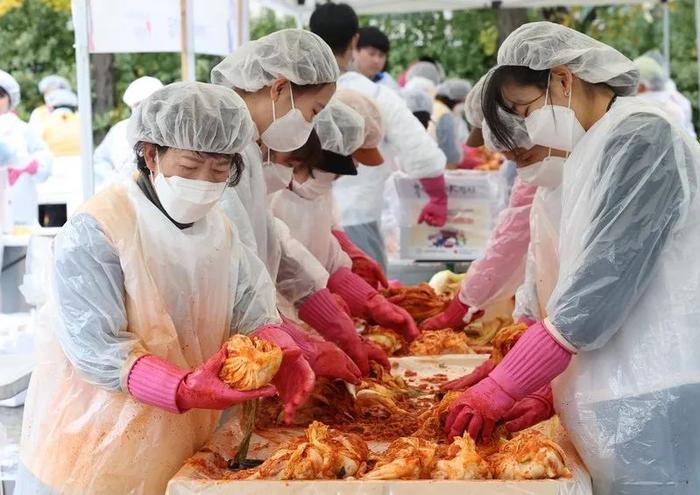 韩国出现“泡菜中毒”事件，涉及1000余人……