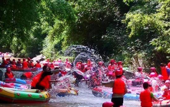 中国·重庆第12届国际漂流季活动在巴南区佛影峡景区启幕