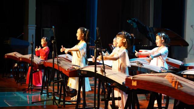 打造陕西首家儿童鼓乐研学团 西安外事学院“童声鼓韵”团队助力非遗传承