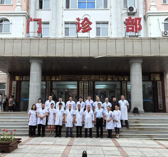 哈尔滨医科大学附属第二医院赴桦南县人民医院签订医联体协议并开展义诊活动