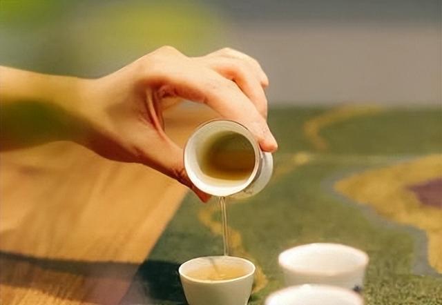 来新疆国际茶文化博览会品味茶文化魅力