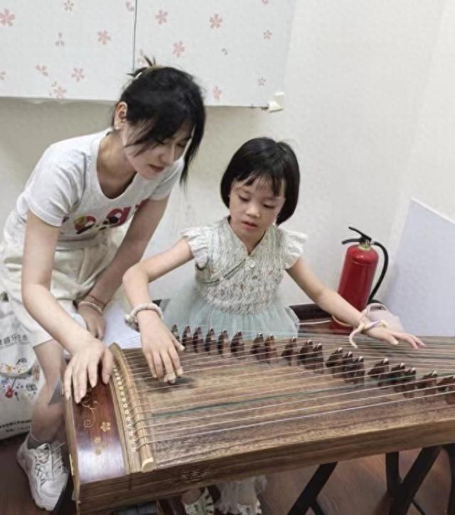 打造陕西首家儿童鼓乐研学团 西安外事学院“童声鼓韵”团队助力非遗传承