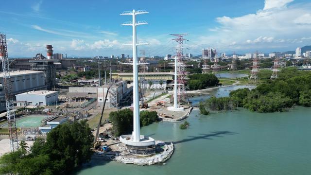 马来西亚槟城275kV跨海输电线路项目完成电塔安装