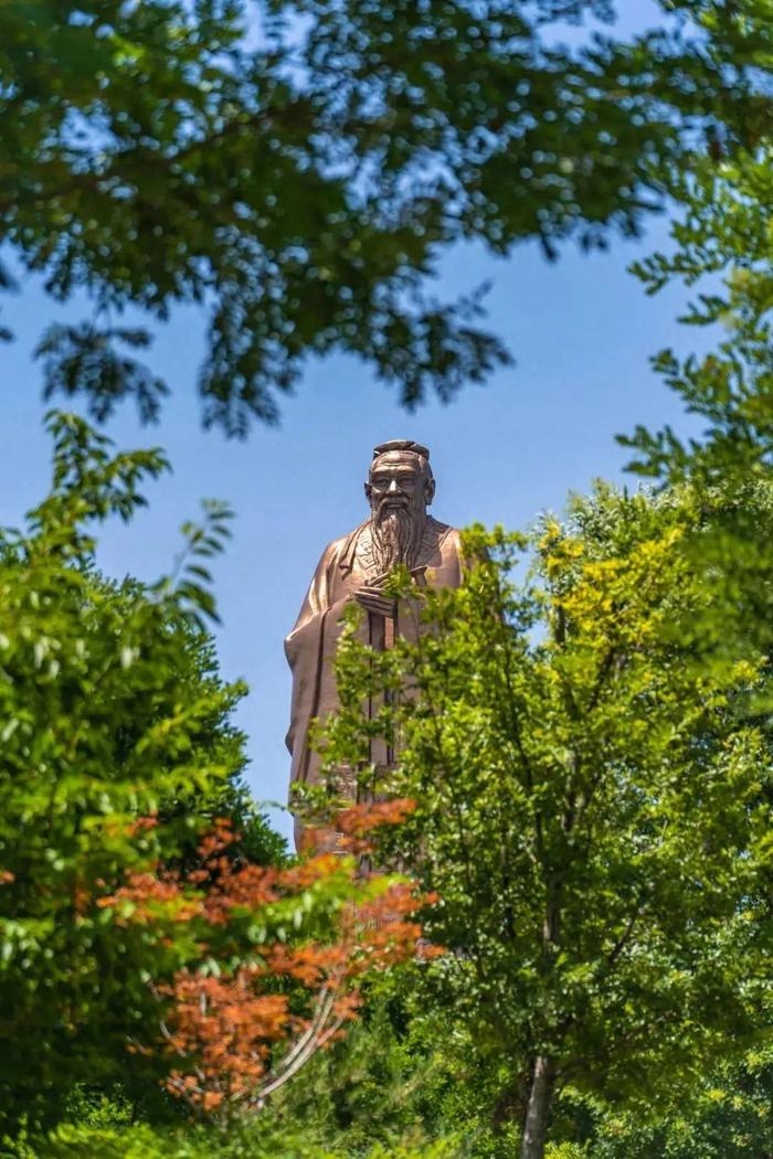 从尼山出发，打开世界的门——写在第十届尼山世界文明论坛召开之际