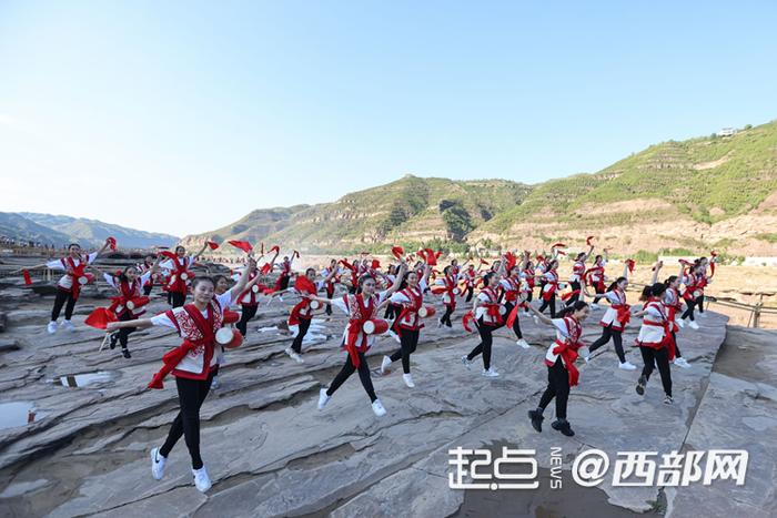 “海峡两岸 共舞未来” 2024海峡两岸青少年舞蹈交流研习营在陕西举行