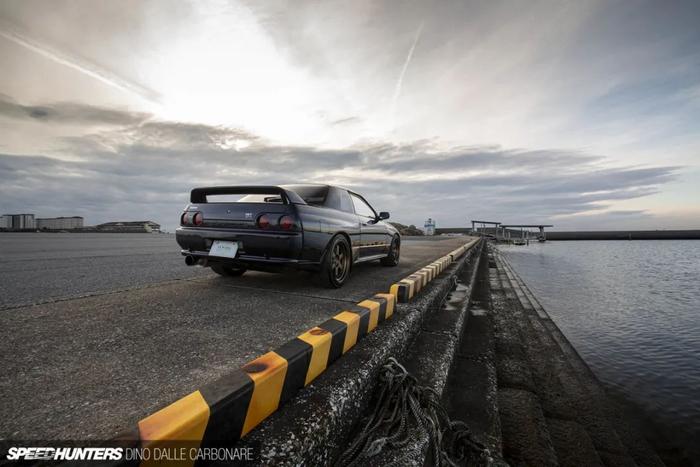 比原厂更精致，30年历史的GT-R R32，玩老车的巅峰案例