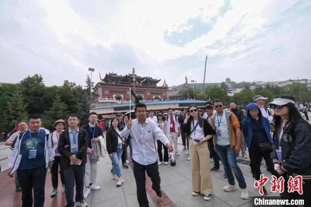 港青认知祖国活动——青海线完满结束 逾40名港青走进青海感受其魅力