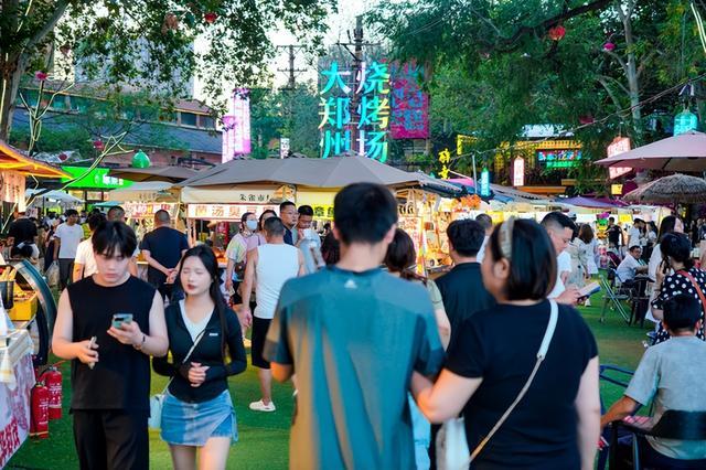 新场景、新业态、新街区 商都郑州迸发消费新活力