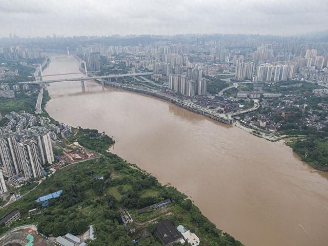 重庆针对多个区县启动地质灾害、防汛应急响应