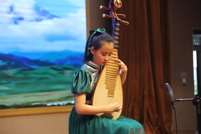 内蒙古视障女孩被中央音乐学院录取！