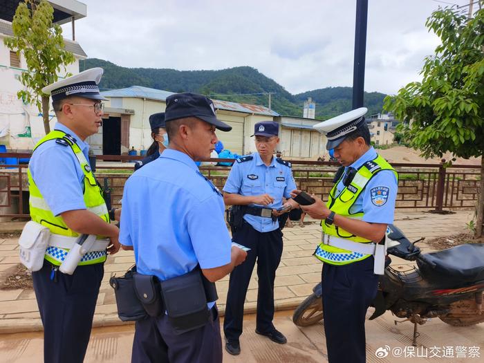 30余年警龄的老交警自述：在基层轮岗的180天