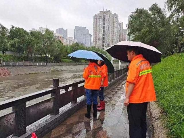 紧盯雨情、水情，郑州“两河一渠”全力筑牢防汛“安全堤”