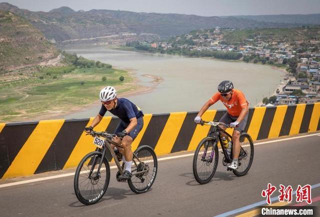 “黄河一号”旅游公路自行车公开赛暨环三晋自行车联赛（柳林站）收官