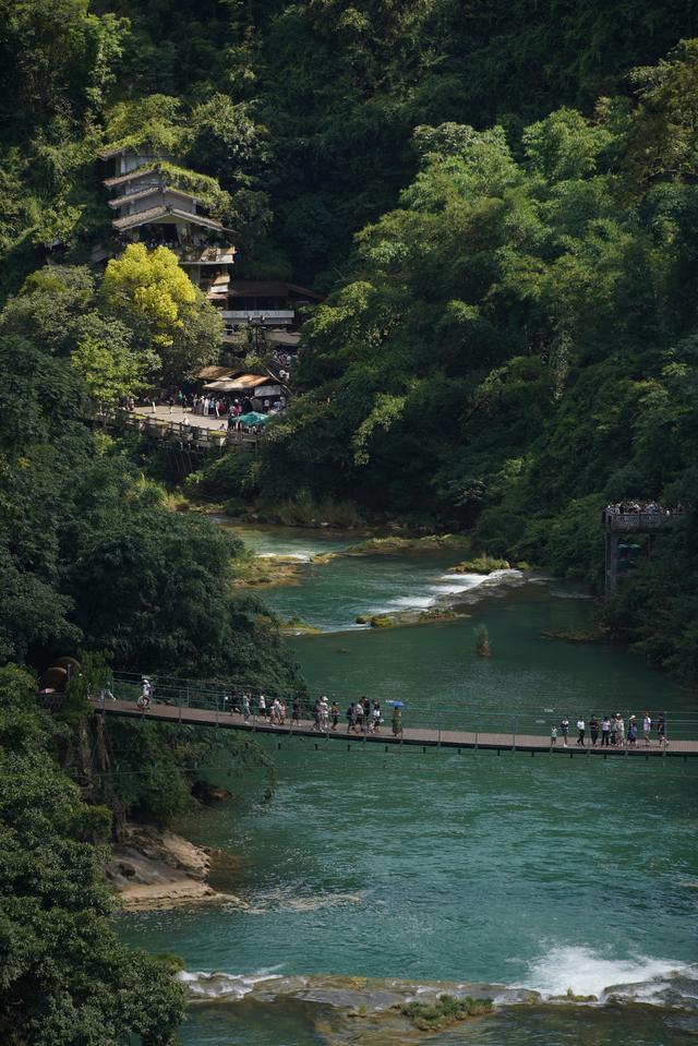 避暑到贵州：当夏日“松弛感”成为一个省份的辨识度