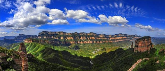 河北：嶂石岩景区暑假期间对全国教师免门票