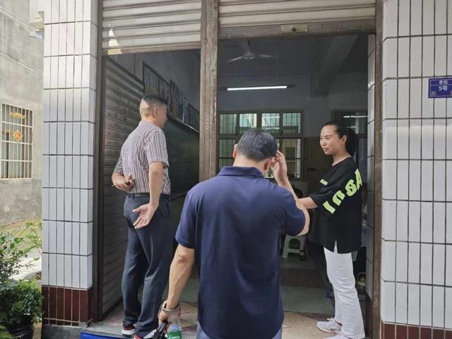 汉阴县蒲溪镇：假期安全不放松，蒲溪镇人大开展校外培训机构安全检查