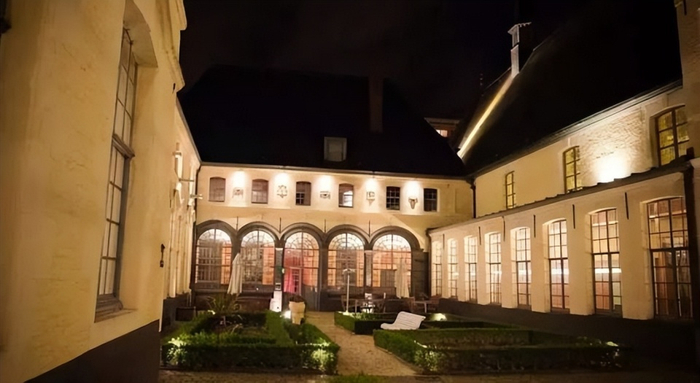 有钱!美国男篮入住600年修道院改建五星酒店,2600元1晚超有艺术气质-美国男子国家篮球队